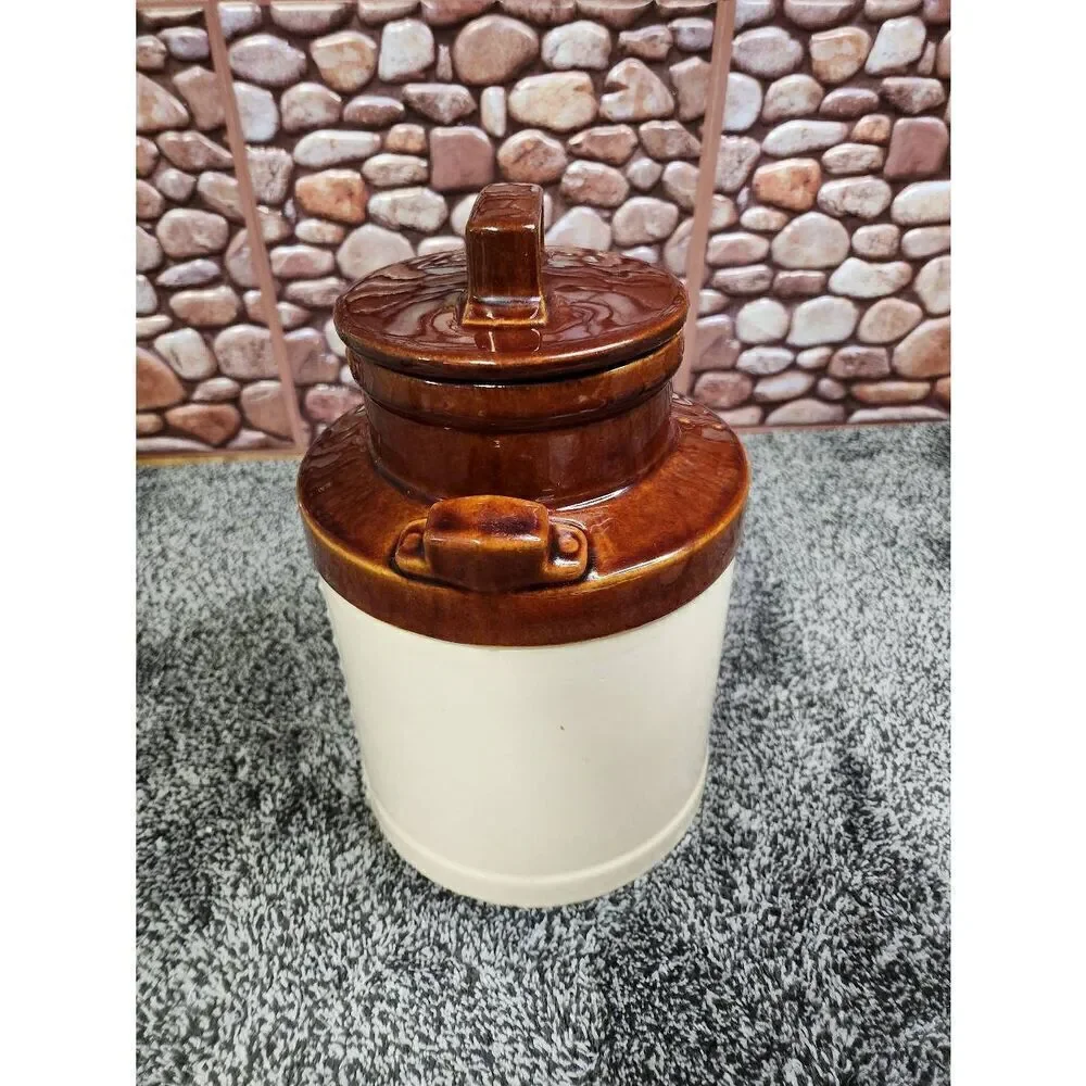 McCoy Pottery #331  Brown Milk Bottle With Lid Bean Pot Pattern USA